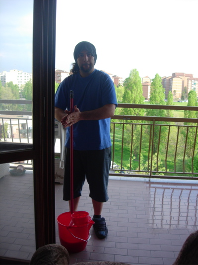 Fregando