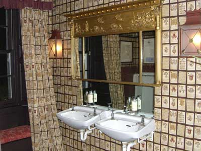 Baño de chicos