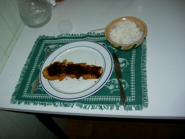 plato de tonkatsu